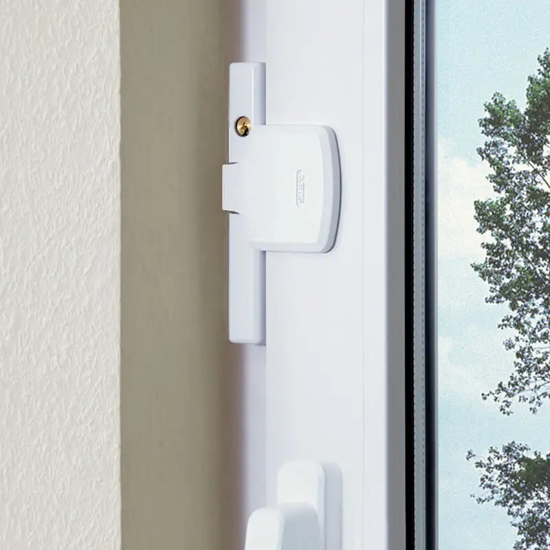 Abus Fenstersicherung Zusatzschloss FTS206 W Weiss montiert